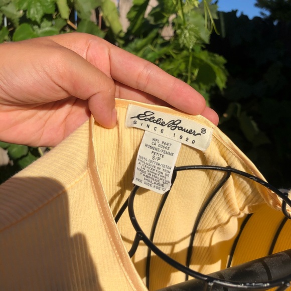 Eddie Bauer pastel yellow ribbed long sleeve shirt - Picture 5 of 8